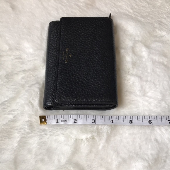 Kate spade trifold wallet - Picture 9 of 10